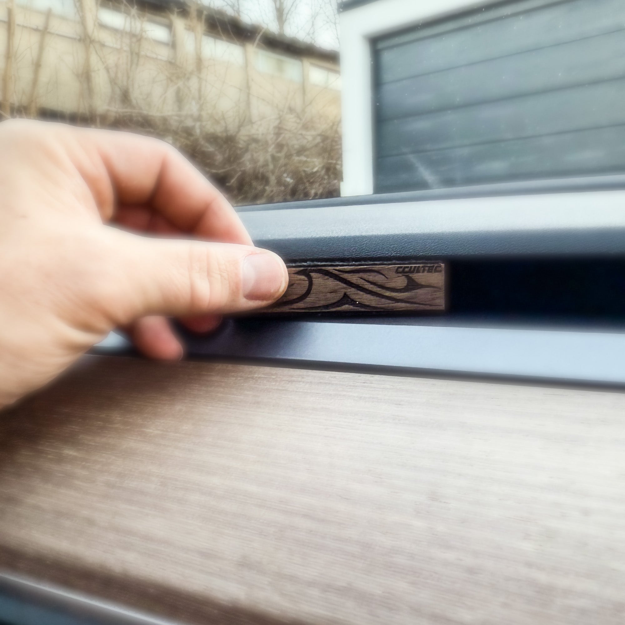 CCULtec Sans  -  der edle Duftstecker für dein Auto