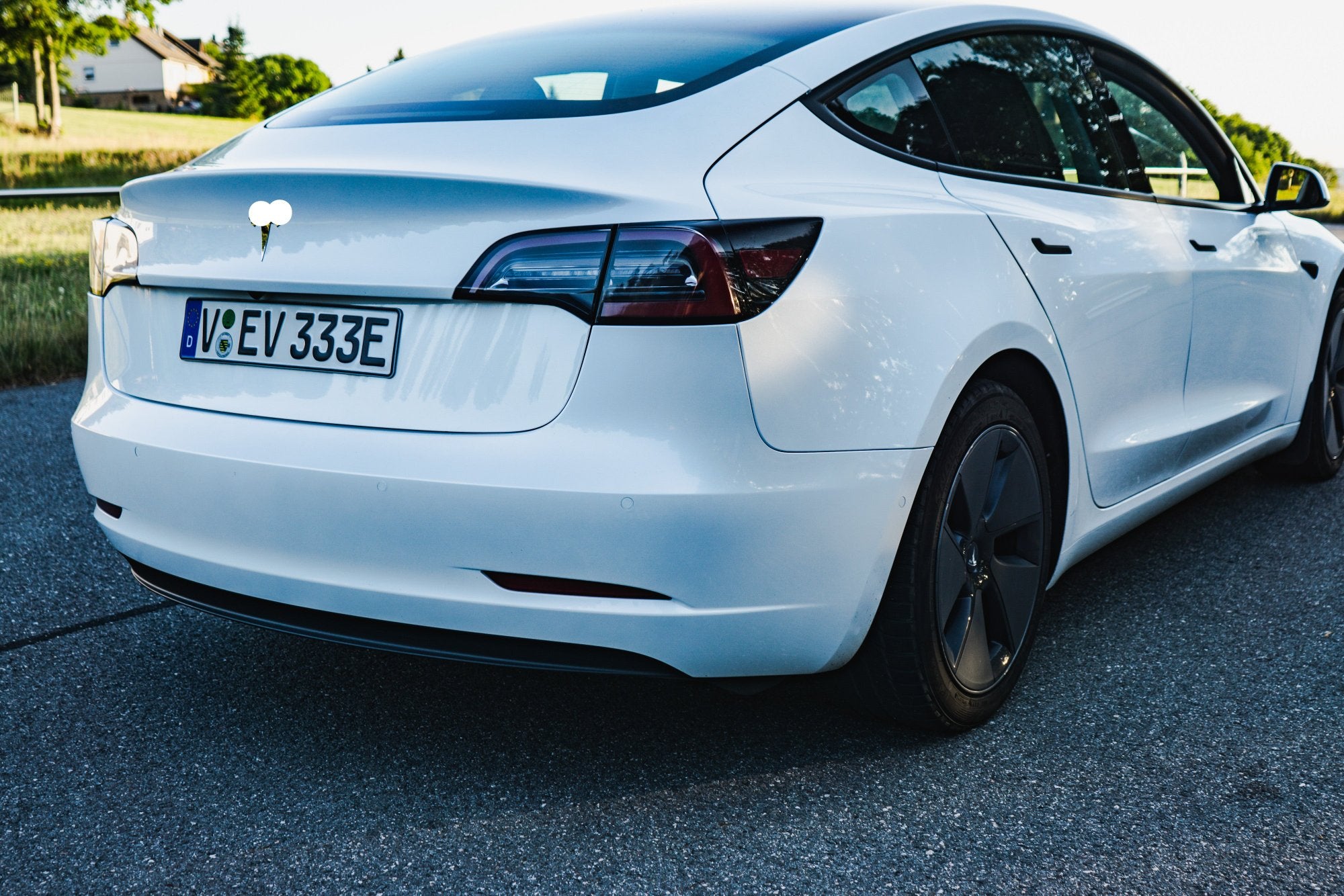 like it! Magnetic holder set for the Tesla Model 3