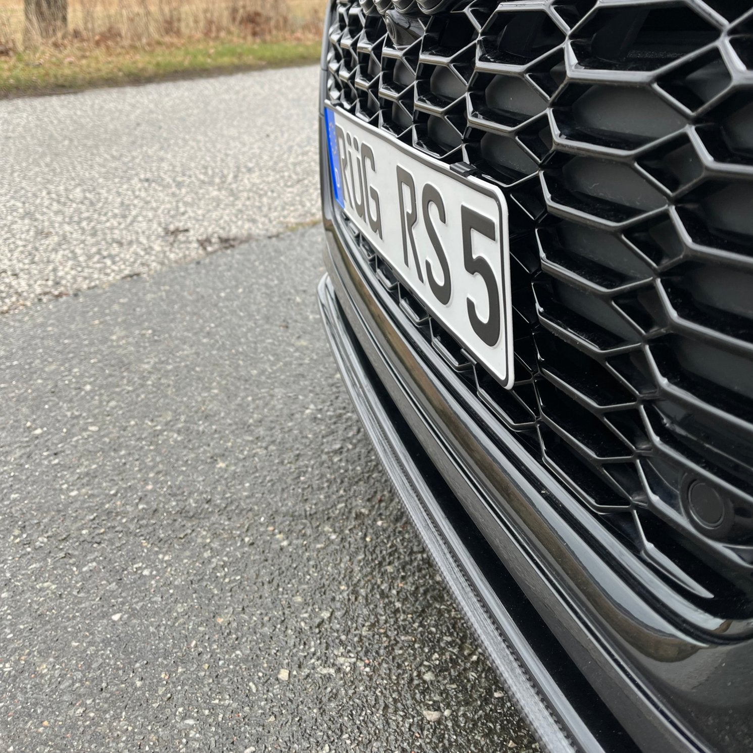 Klick Kennzeichenhalter -  für deinen originalen Wabengrill